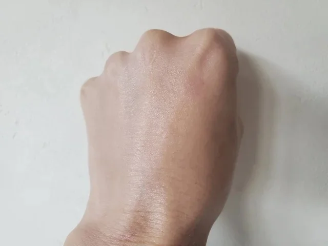 “隠す”から“整える”へ。大人の肌を格上げする、美女組のお気に入りコスメ７選_1_2