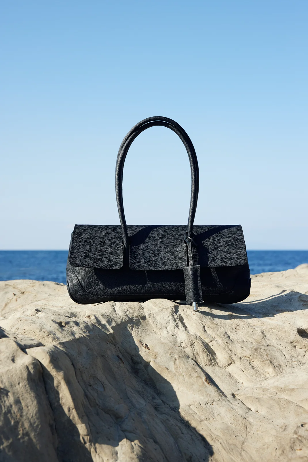 【PELLE MORBIDA（ペッレモルビダ）】人気エディターの東原妙子さんがディレクターに就任したバッグブランドのフラップトートバッグが話題_1_4-2