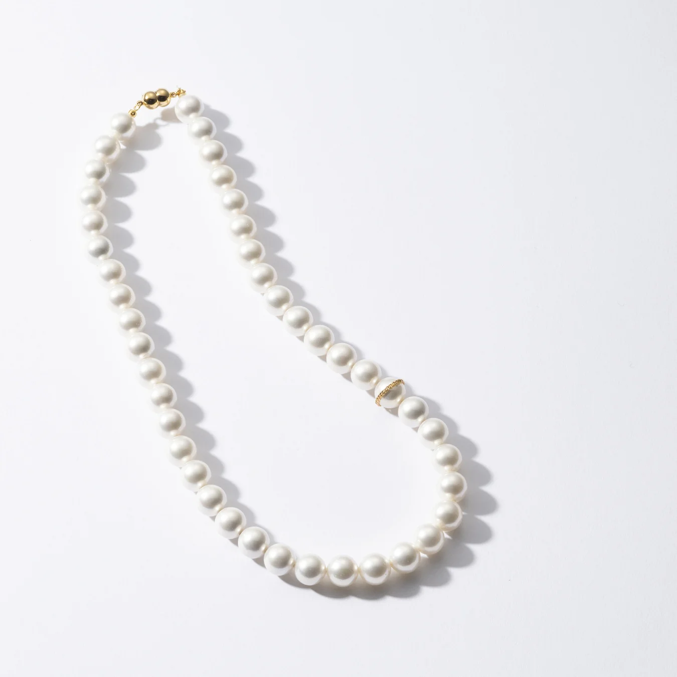  HYKEのブラウンポロニット