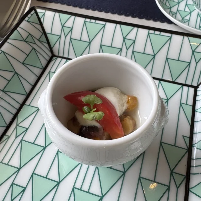 プラダアフタヌーンティー