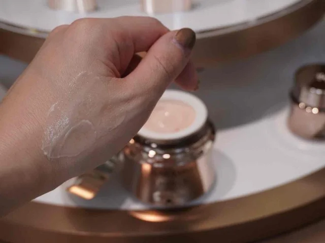 こっくりしたテクスチャーのクリーム