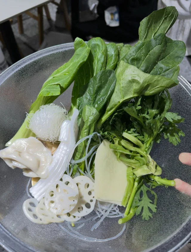 自分への小さなご褒美に、癖になる美味しさ"楊国福の麻辣湯"_1_4