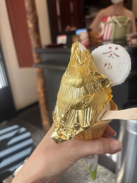 金箔ソフトクリーム
