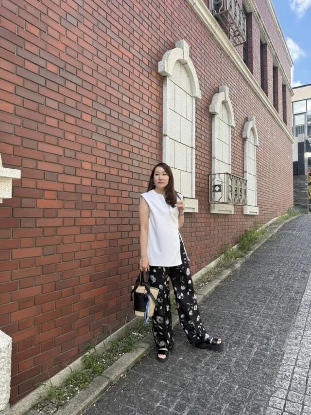 トップスが長めでも重たく見えなくて好き♪
