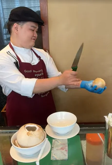 The sukhothai bangkok ホテル　スコータイ・バンコク　朝食　ビュッフェ