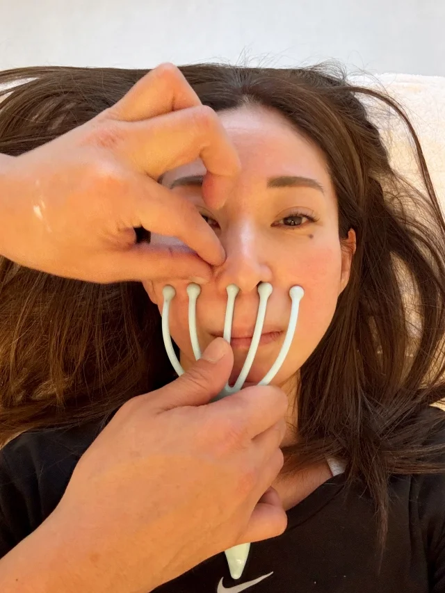 はい、鼻まで入っております