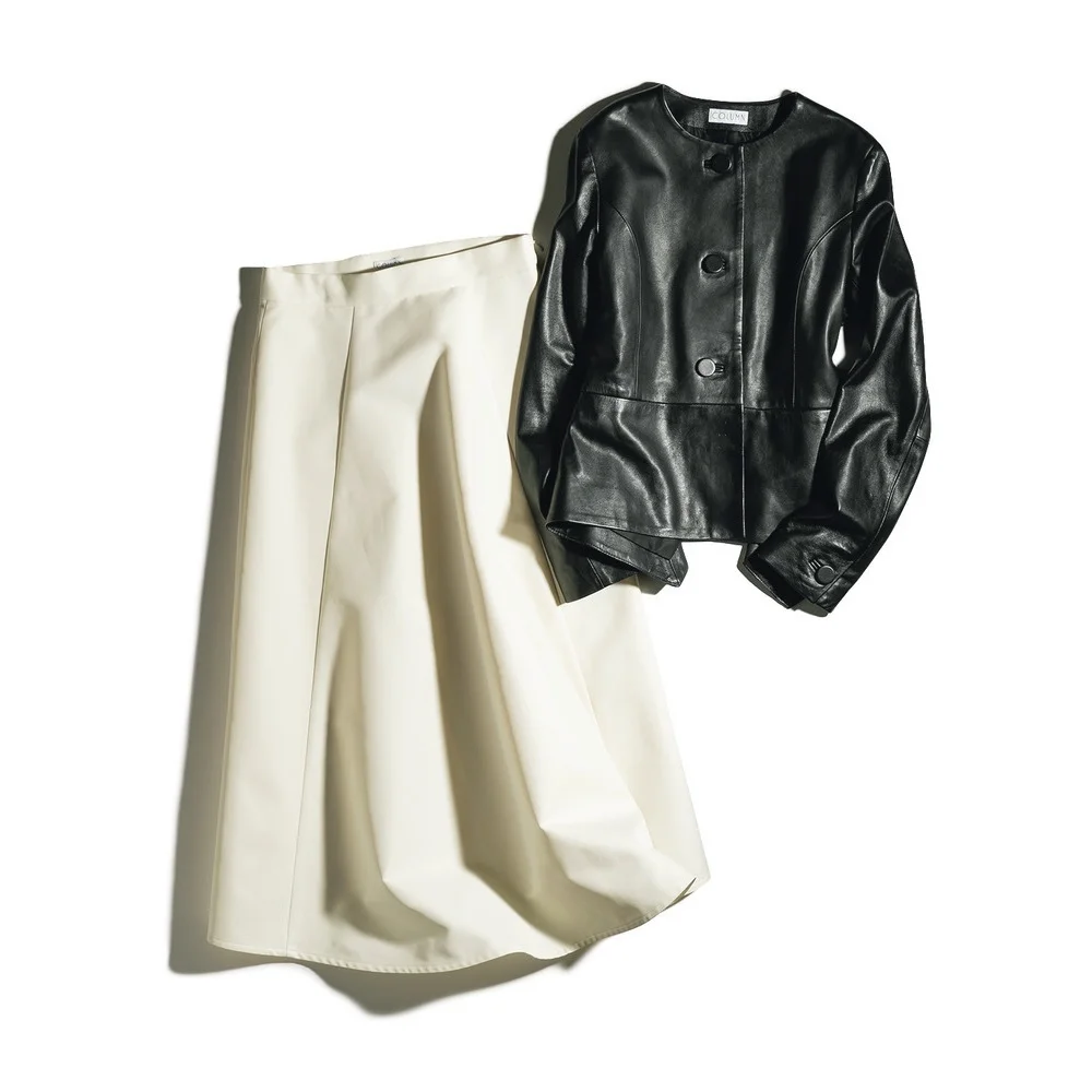 ファッション コラムのレザージャケットと張り感スカート