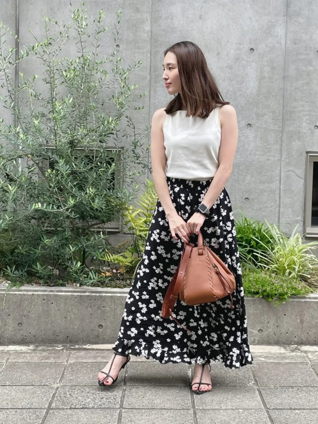 40代ファッション アラフォーファッション　Shinzone　Marisol別注　FLORET HEM SKIRT　小花柄　スカート