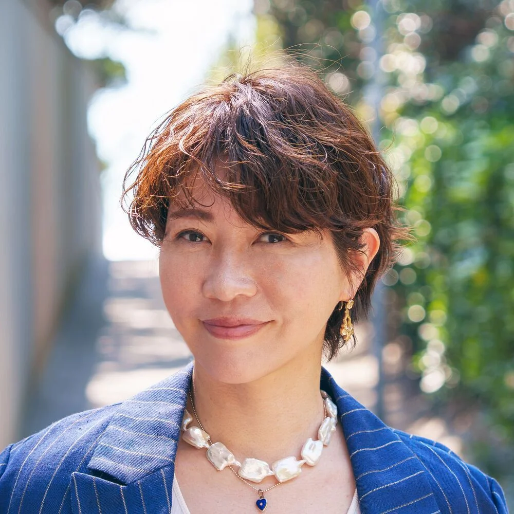 ショート×パーマで抜け感のあるヘアスタイルに【40代のショートヘア】