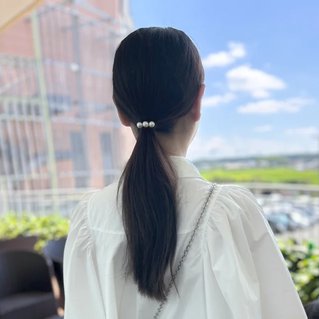 5秒でヘアセット完！ミドル世代の【ヘアカフ】【リボンヘアアクセ】事情_1_3