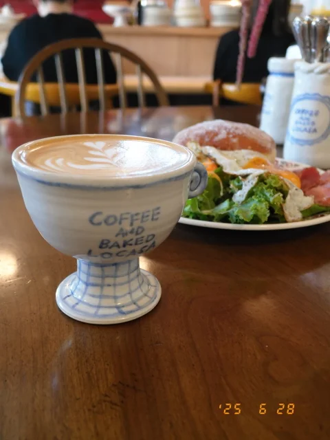 朝からハッピーな時間を過ごせる場所発見！coffee &amp; baked LOCASA_1_5-1