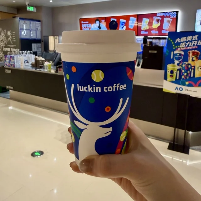 スタバを超えた!? 「中国発」のコーヒーショップが熱い！