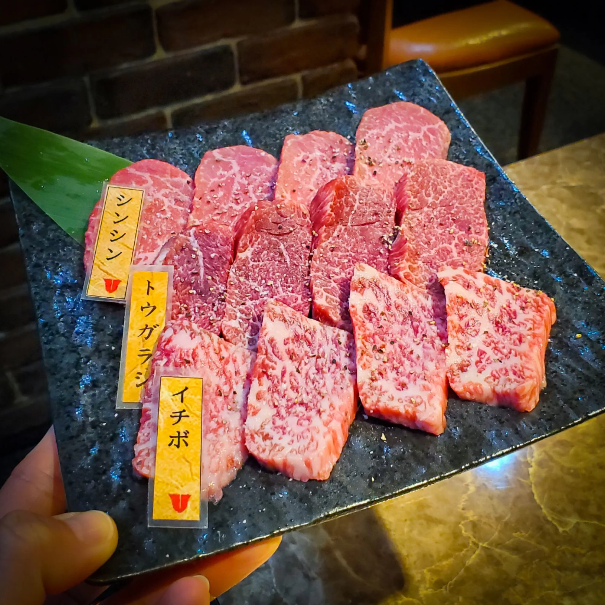 【東京グルメ・焼肉編】東京タワーを見ながら贅沢に山形米沢牛焼肉！一頭買いだからできるコスパの良い焼肉屋さん。