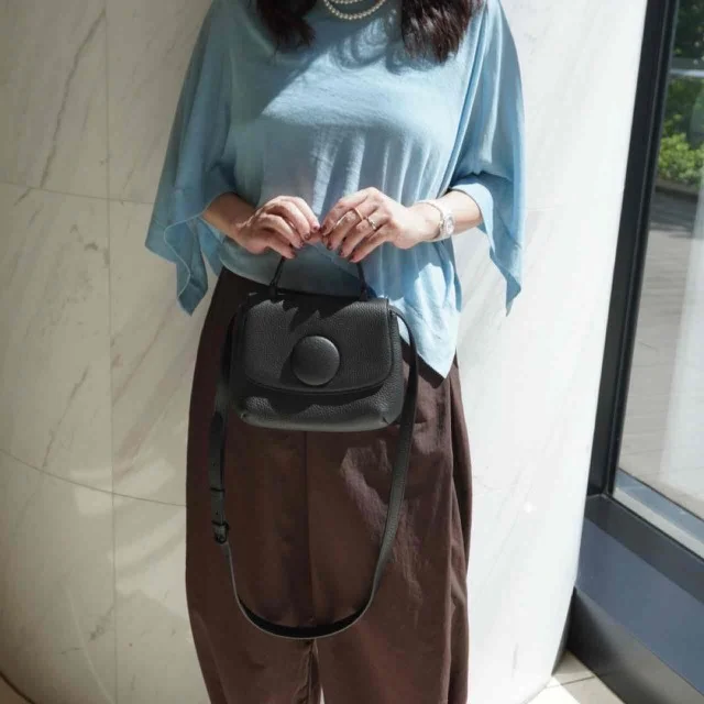 ブルー×ブラウンコーデ