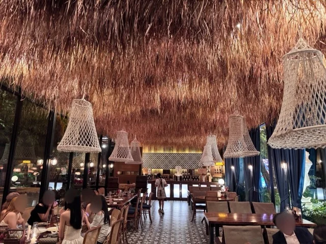 バンコク　レストラン　ママ・ドロレス　Mama Dolores