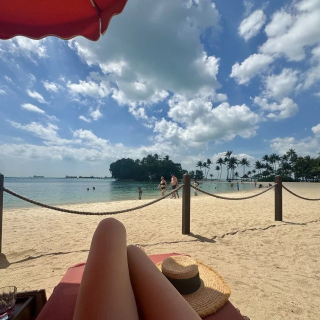 ビーチクラブが映え過ぎる！洗練された大人のリゾート_1_3