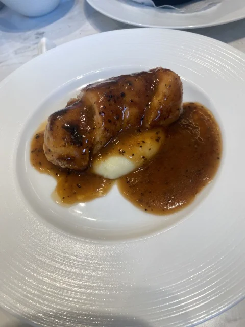 【大人気】KITTE大阪の【赤白】話題のウメキタエリアを見渡しながらカジュアルフレンチ_1_1-3