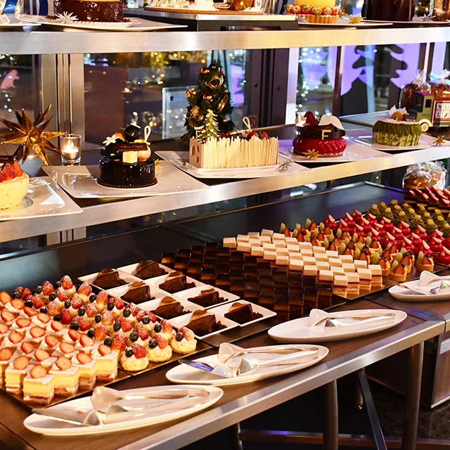 GRAND HYATT TOKYO　グランド・ハイアット 東京　2025 Christmasクリスマスケーキ＆ブレッド　六本木グルメ　ホテル女子会　ホテルスイーツ　港区グルメ　GrandHyatt