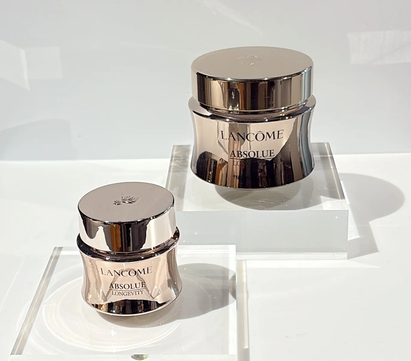 2026　春　新作コスメ　LANCOME アプソリュ ザ リッチ クリーム   ローズ由来PDRNを配合