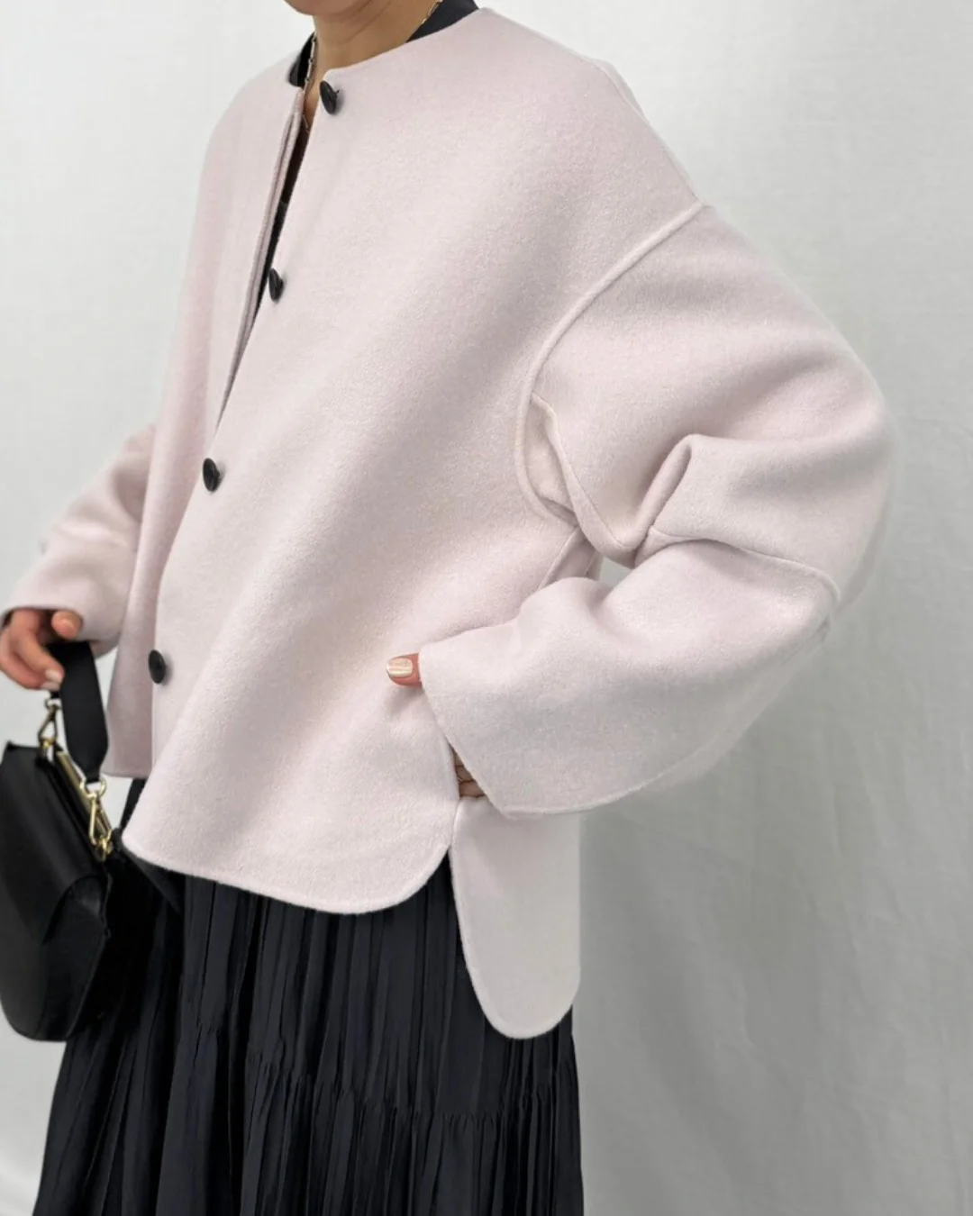 M7days（エムセブンデイズ）ふわ軽いリバーショートコート