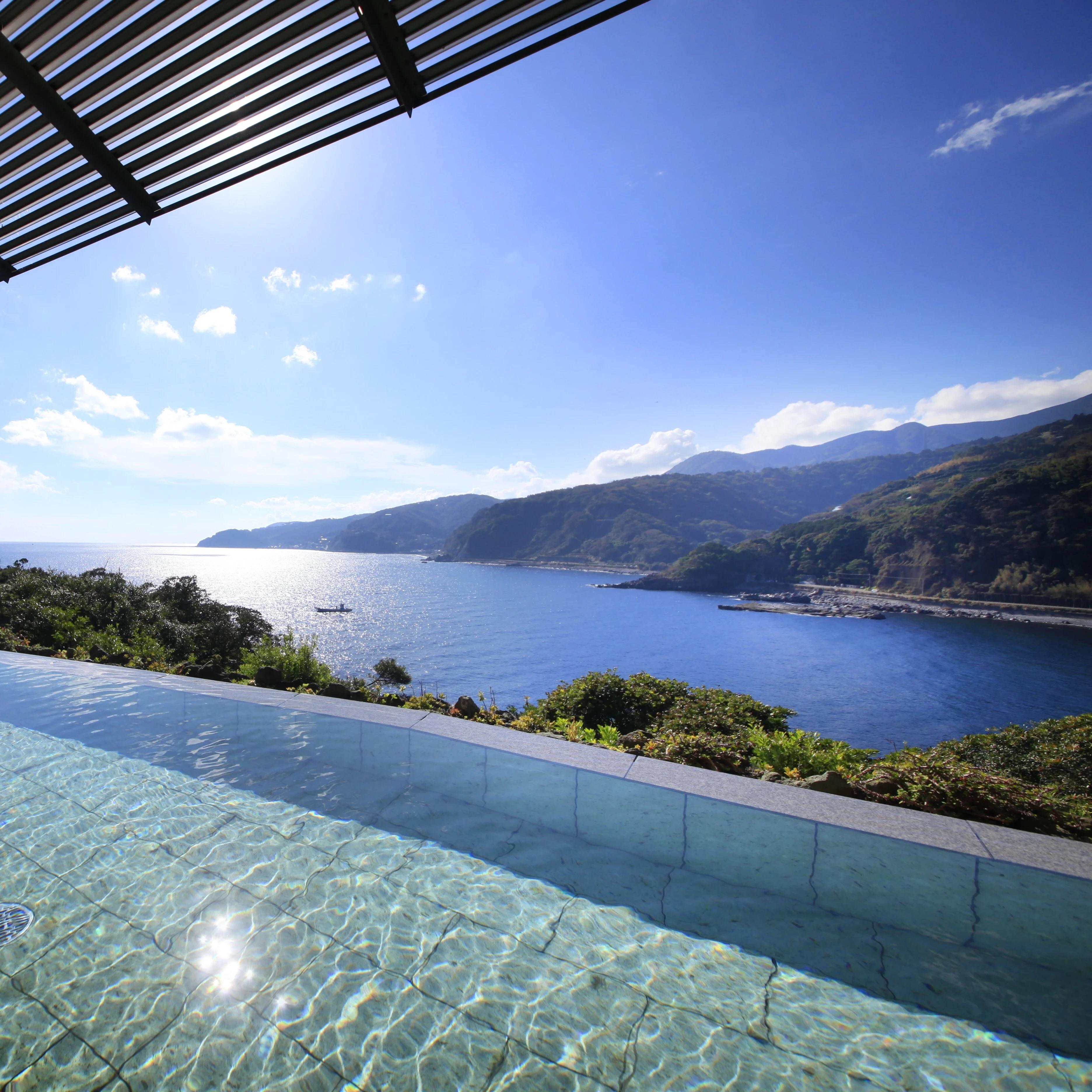 【伊豆・赤沢温泉ホテル】全室オーシャンビュー×温泉×タラソテラピーで心身を整える上質ステイ