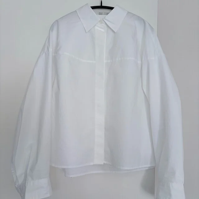 季節の変わり目に活躍！UNIQLO:Cのコットンコクーンシャツ_1_1