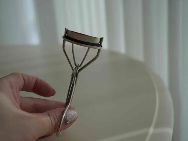 アイラッシュカーラー