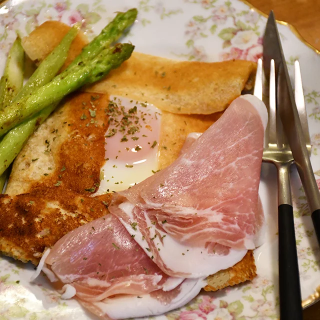 eggg Cafe vs プロテインパンケーキ_1_10-3