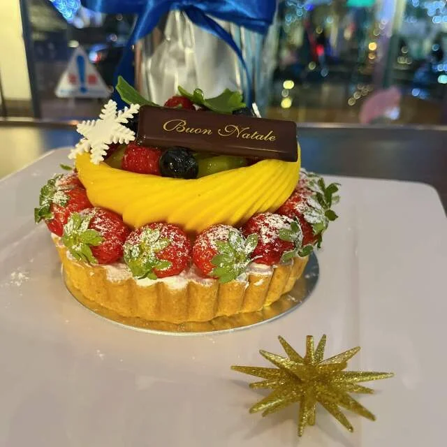 六本木のホテル、グランド ハイアット 東京のクリスマスケーキ2025の画像