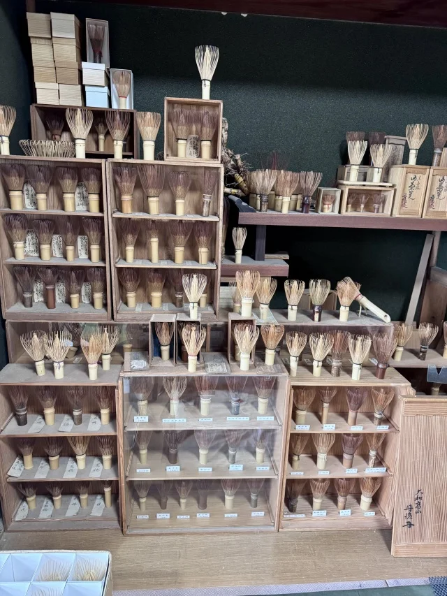 世界的抹茶ブームを支える名工、奈良・高山「谷村丹後」さん工房で茶筅作りを体験。_1_3