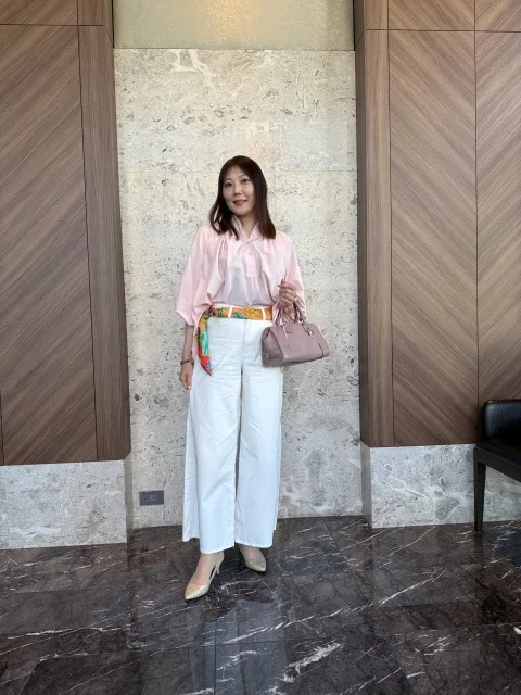 大人の“きれい色”はこう着る。美女組オフ会スタイル_1_2