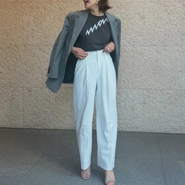 人気ブランドで見つけた! 大人に似合うロゴTシャツ4選&着こなし術_1_10
