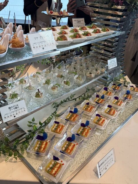 大人の“きれい色”はこう着る。美女組オフ会スタイル_1_4-2