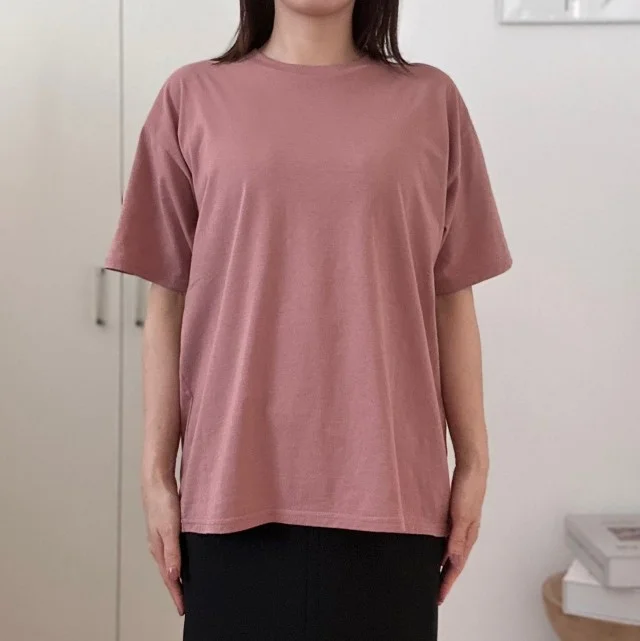 CALUXパックTシャツ（Marisol別注カラー）Tシャツ着用・正面