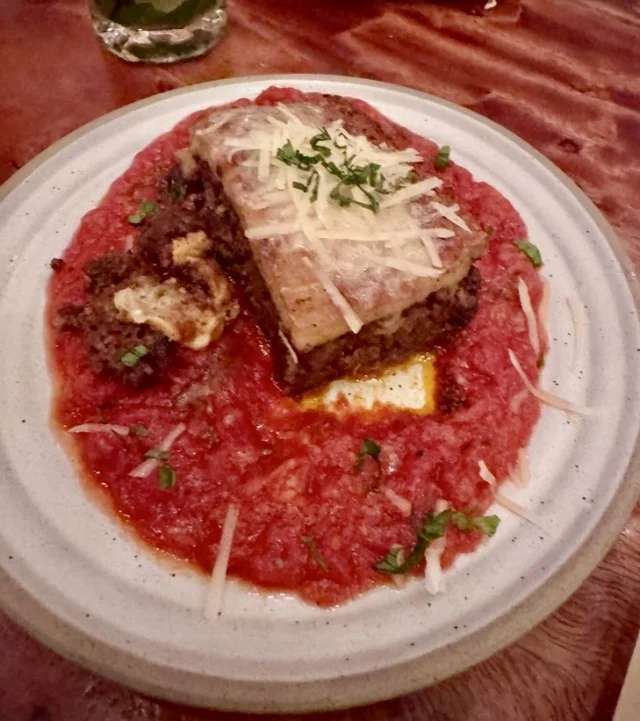 バンコク　レストラン　ママ・ドロレス　Mama Dolores