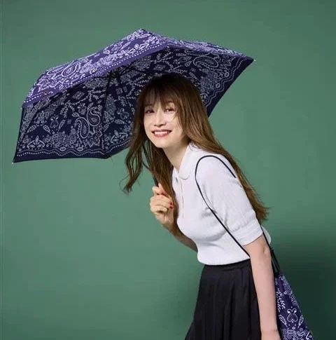 大人世代は傘にもこだわりたい！「マニプリ」の晴雨兼用 軽量折り畳み傘