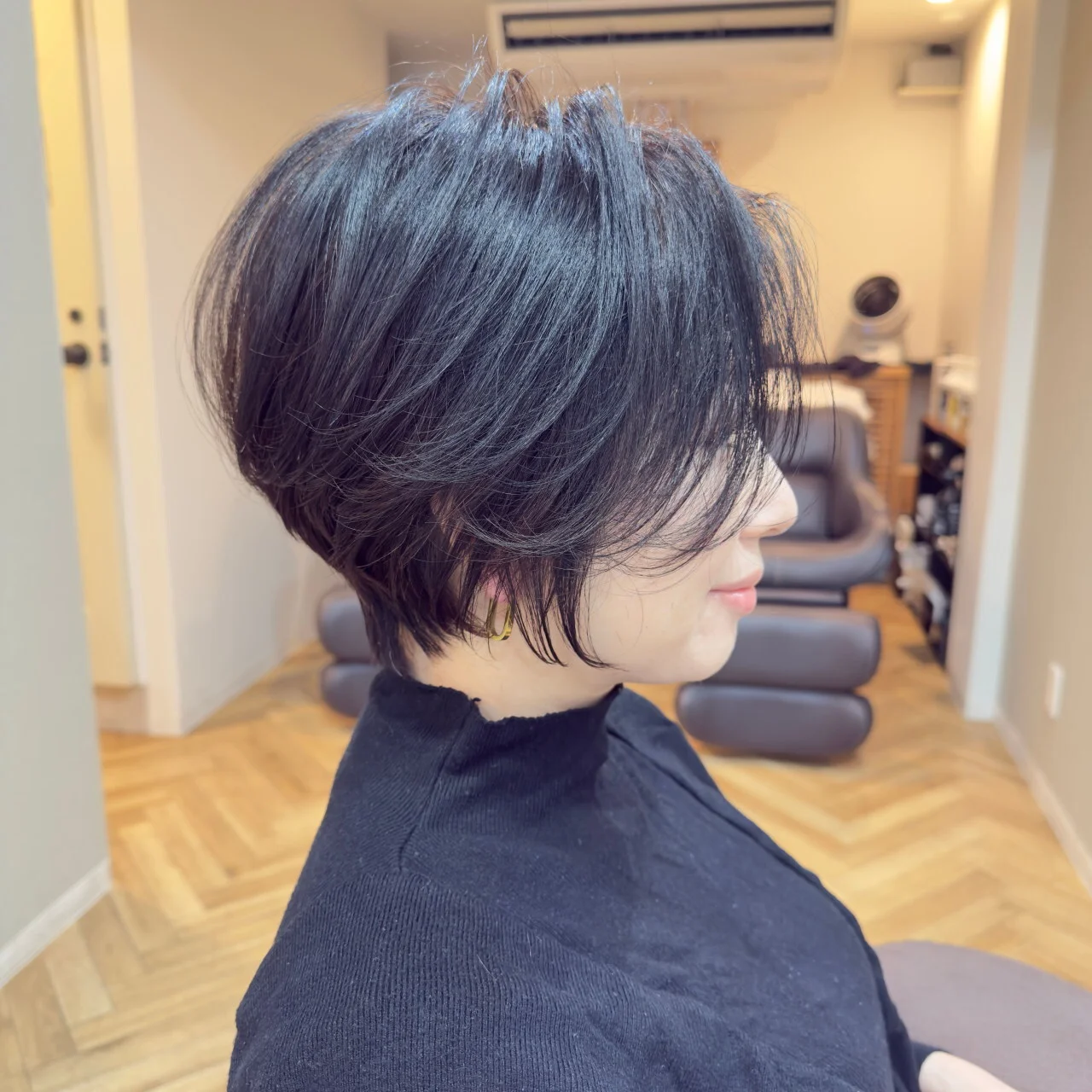 40代ショートヘア　サイド