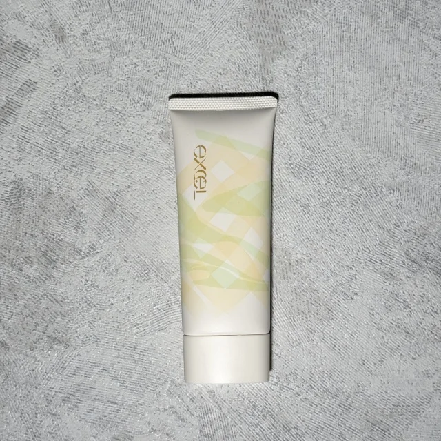 エクセルプロテクティブ ＵＶエッセンス