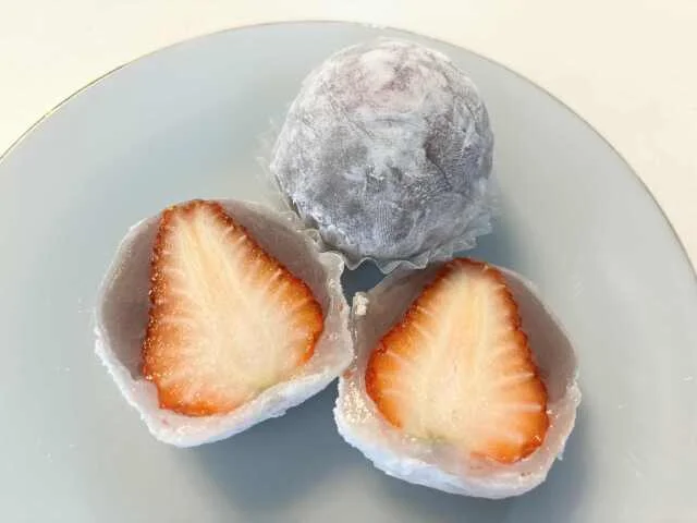 初夏スイーツ【期間限定】鈴懸「なつみずきの苺大福」が絶品!_1_2