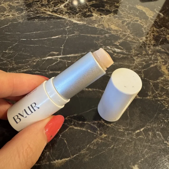 40代こそ“艶肌”が正解！ちょい足しで作る多幸感ベースメイク_1_3