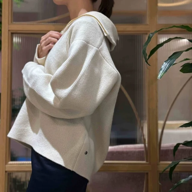 白ニットを更新。Marisol別注ANNUAL、着てみてわかったこと_1_4