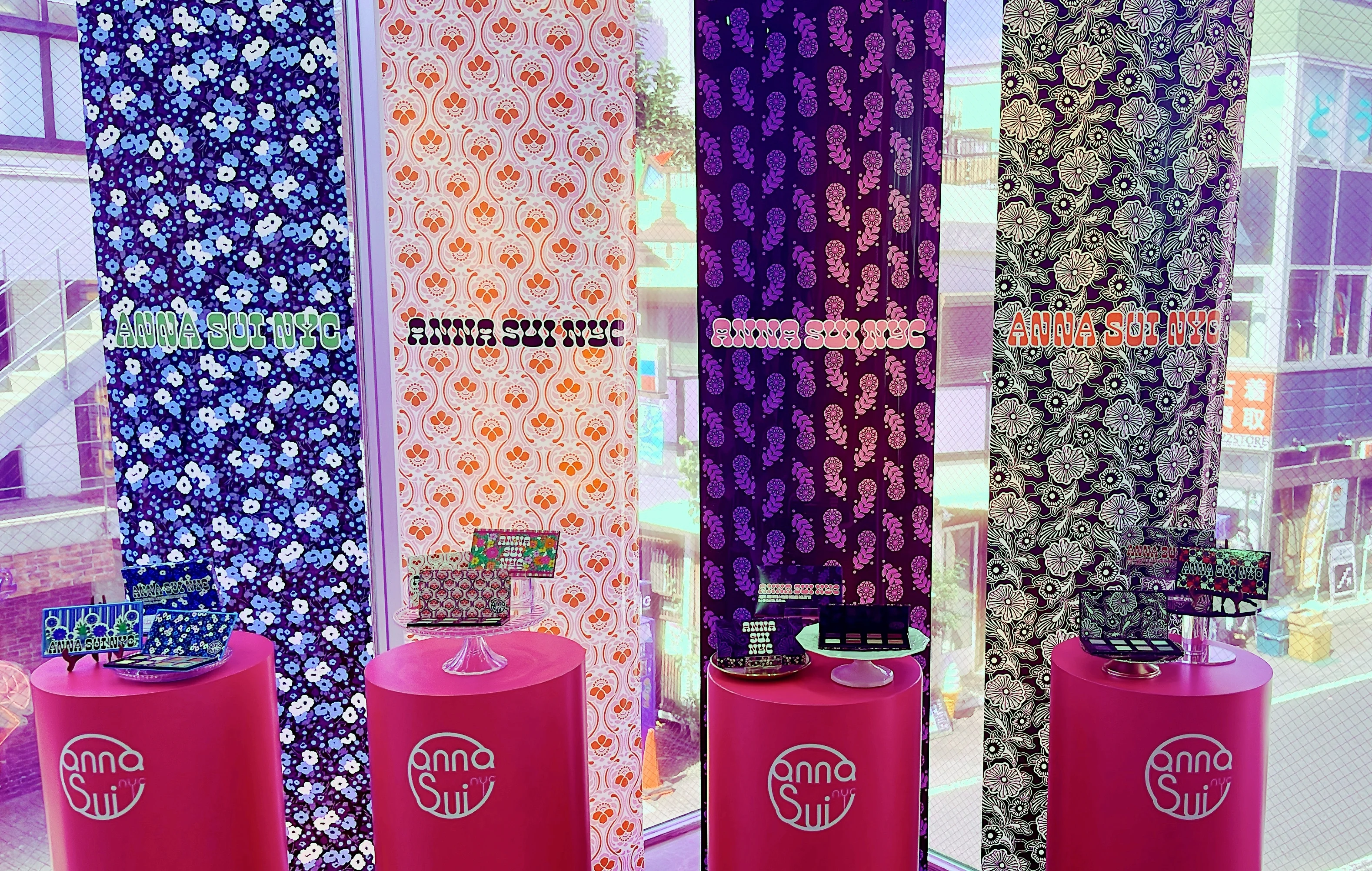  ANNA SUI NYC：アイ ＆ フェイスカラー パレット 発表会の写真