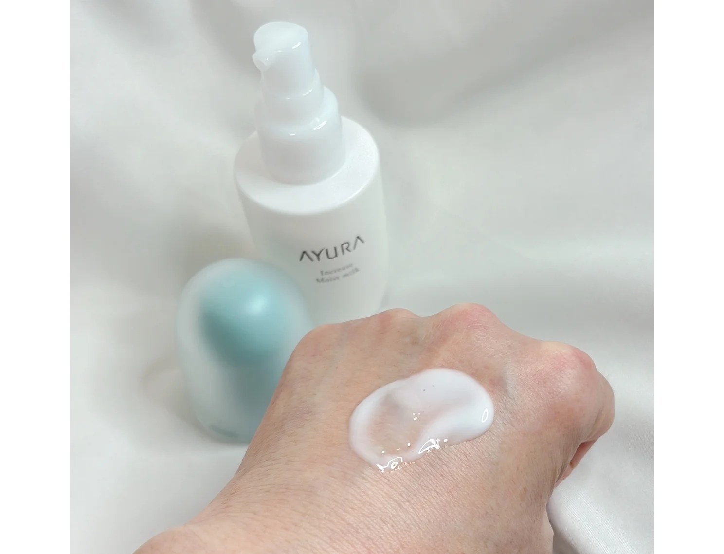 2026　新作コスメ　アユーラ　AYURA  敏感肌　アユーラ インクリーゼ モイストミルク　100mL ￥4950／アユーラ＜２月20日（金）発売＞　実際の中身の写真