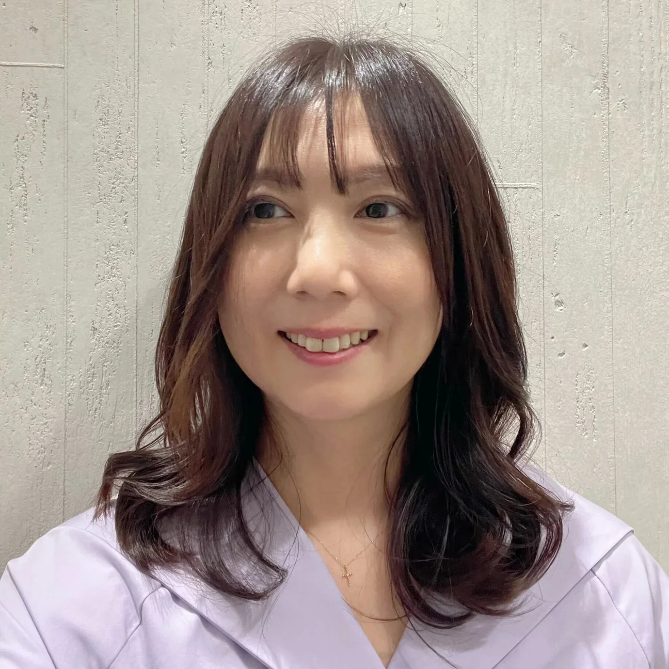 40代に似合う髪型　ミディアムヘアスタイル人気ランキング６位