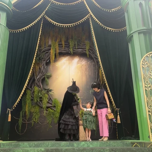 クリスマスより“WICKED”で盛り上がる、ユニバーサルスタジオシンガポール！_1_2