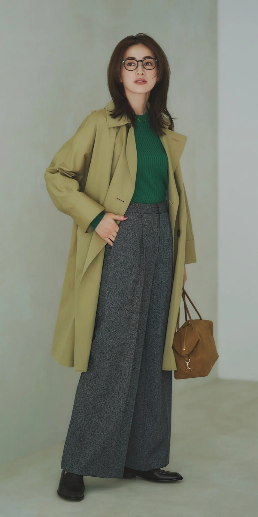 M7days
裏起毛セミワイドタックパンツのグレー