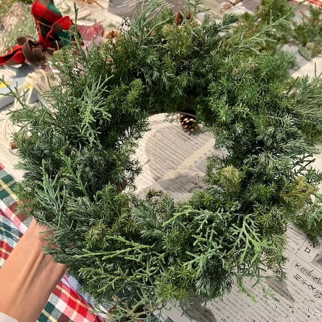 ホリデー気分を高めてくれる！ 大人のためのクリスマスリース教室_1_6