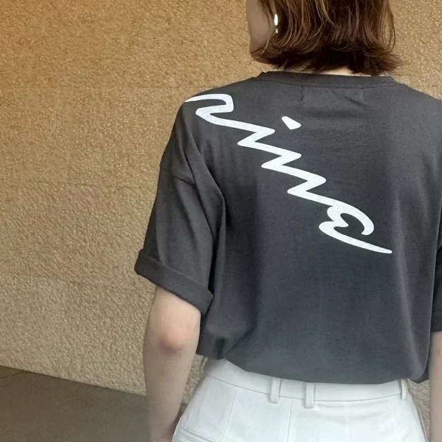 人気ブランドで見つけた！ 大人に似合うロゴＴシャツ４選＆着こなし術_1_8-2