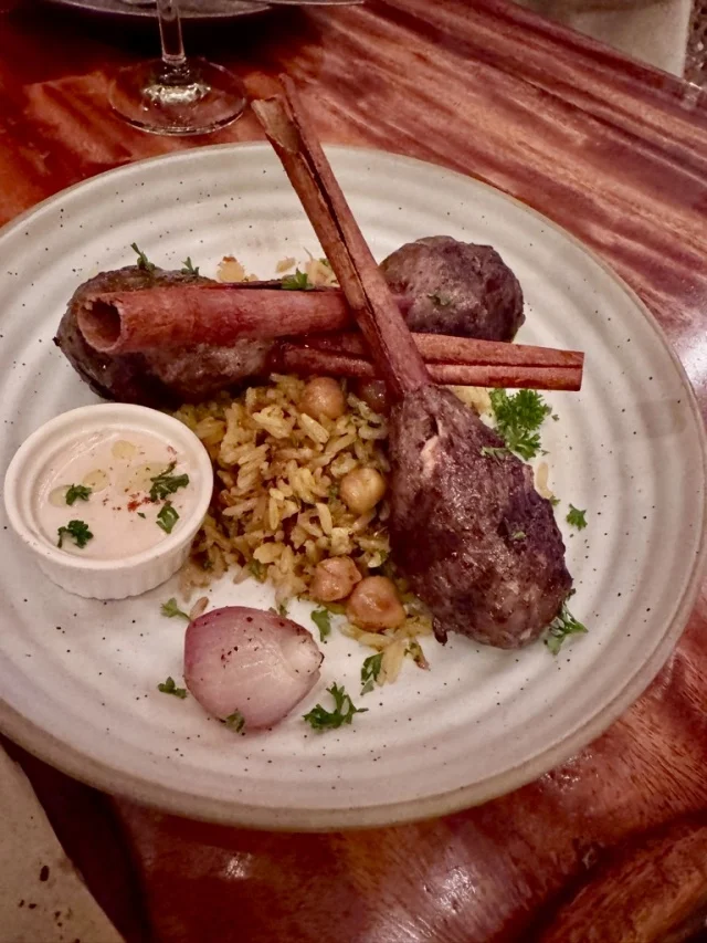 バンコク　レストラン　ママ・ドロレス　Mama Dolores