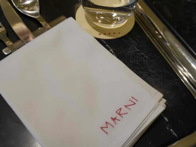 テーブルナプキン